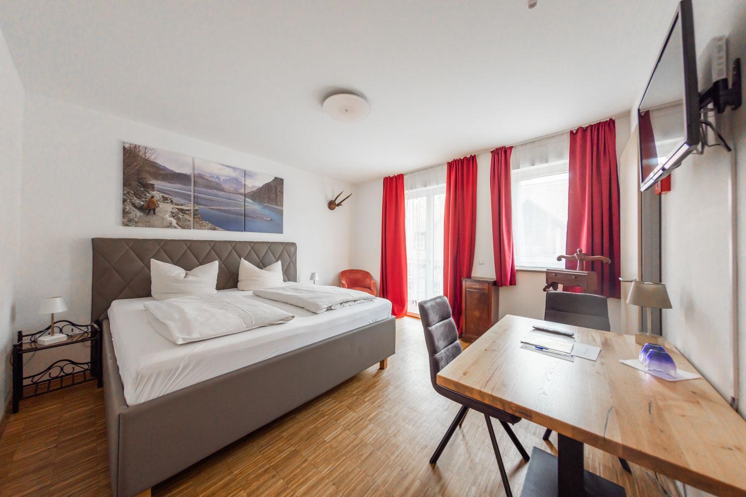 Hotel Freischuetz ลันด์สฮูท ภายนอก รูปภาพ