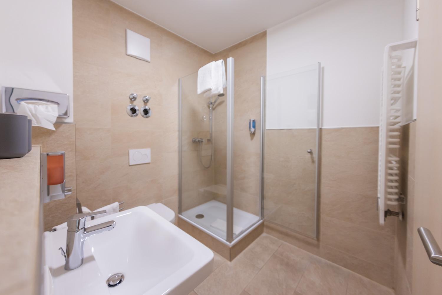 Hotel Freischuetz ลันด์สฮูท ภายนอก รูปภาพ